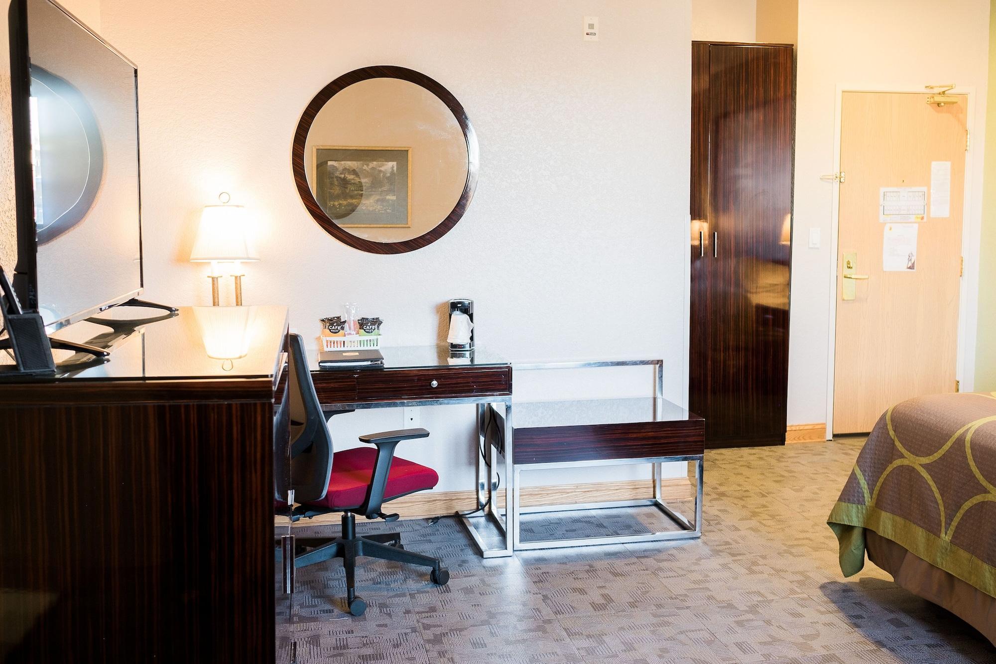 Super 8 By Wyndham Uniontown Pa Hotel Bagian luar foto
