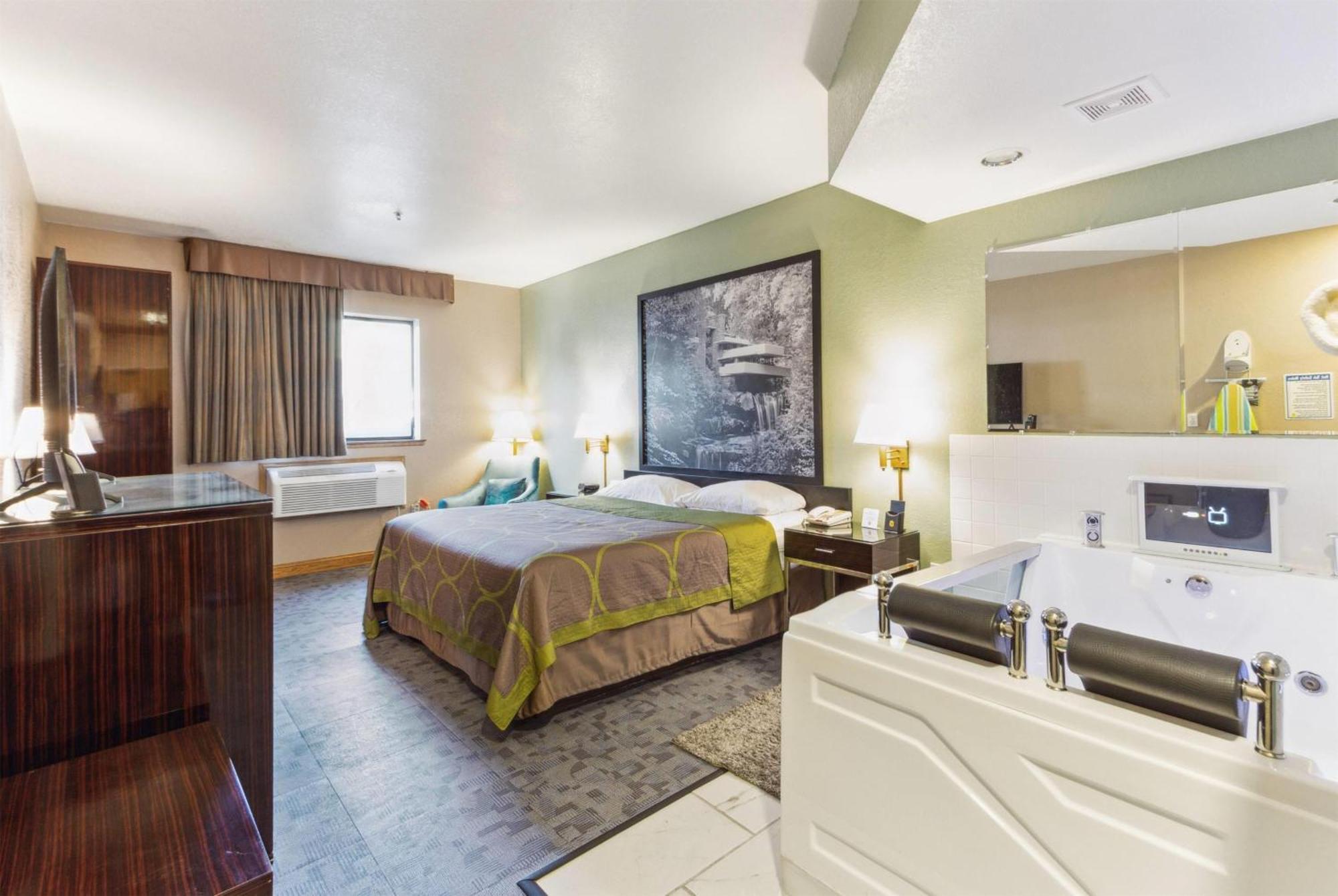 Super 8 By Wyndham Uniontown Pa Hotel Bagian luar foto
